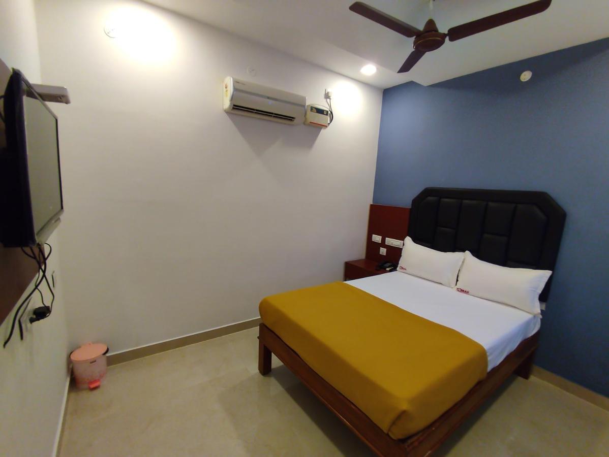 Hotel Db Max Tiruchirappalli Exterior photo